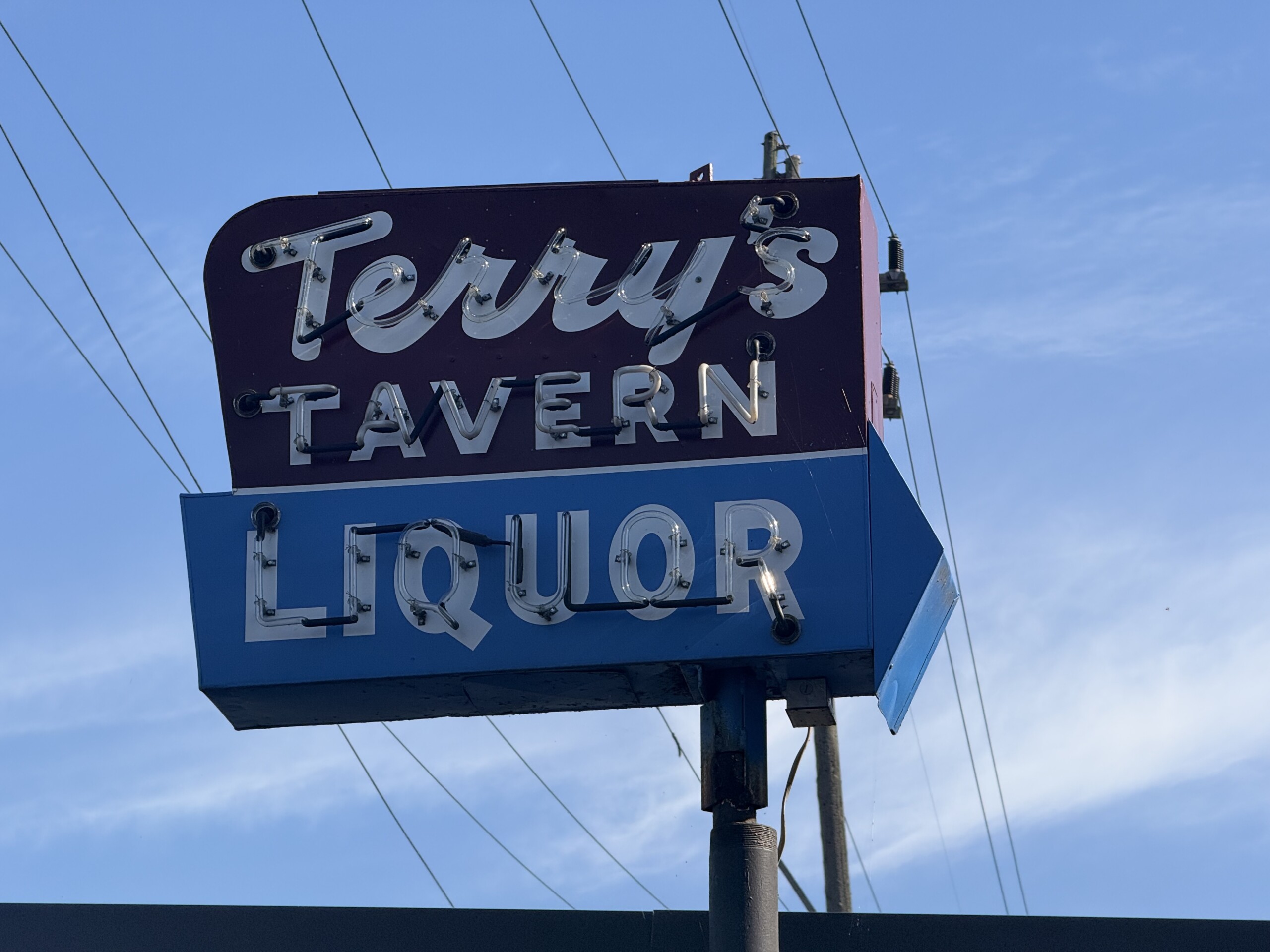 New Owner, Same Tradition at Terry's Tavern - WHIZ - Fox 5 / Marquee Broadcasting